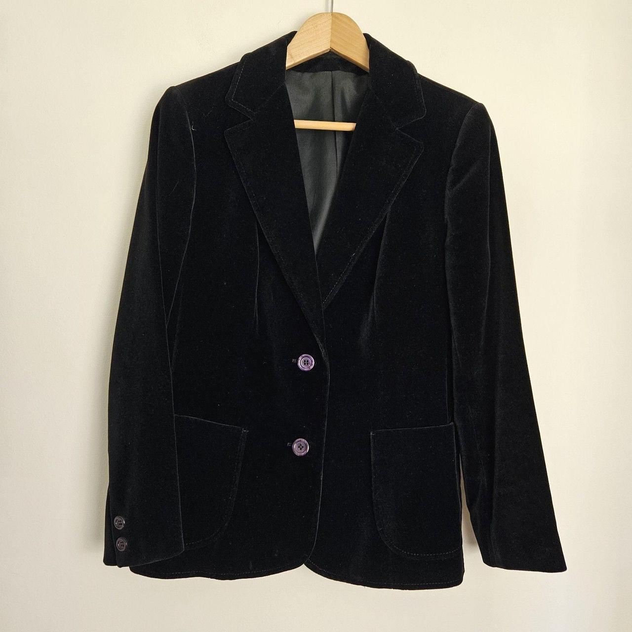 item listed by vint4gealls0rts