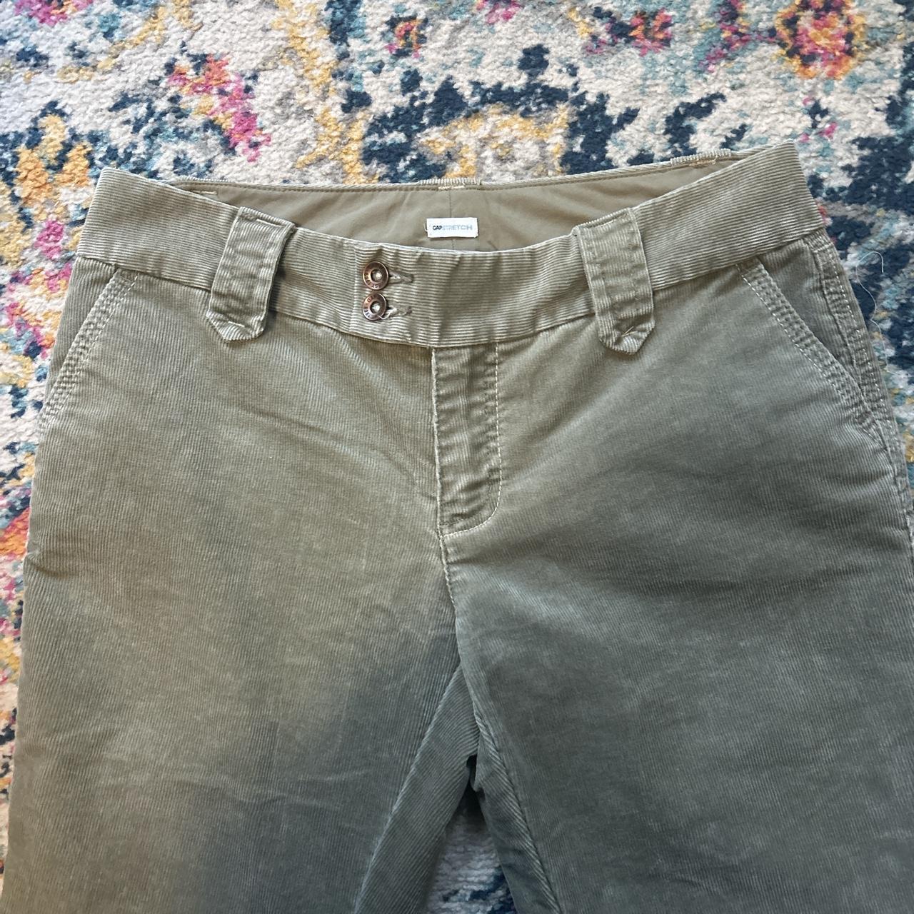 GAP GREEN CORDUROY LOW WAIST FLARES SIZE 4 - so... - Depop