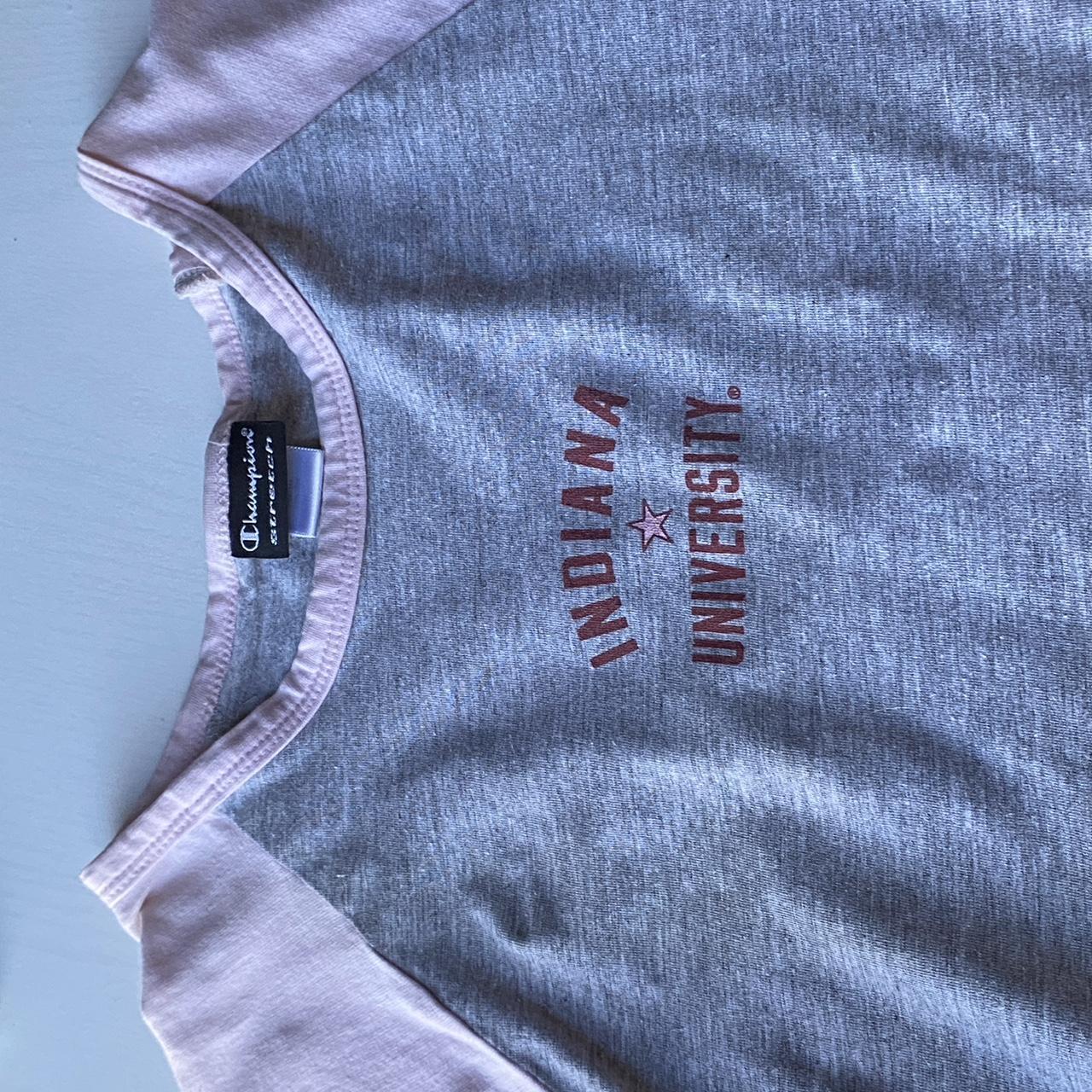 Champion Women's Grey and Pink T-shirt (3)