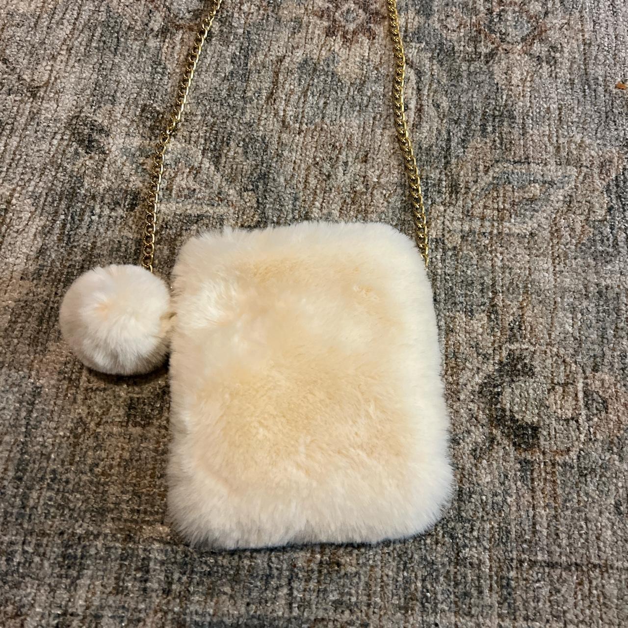 Heart Me Faux Fur Crossbody Bag – Fashionably, BBK!