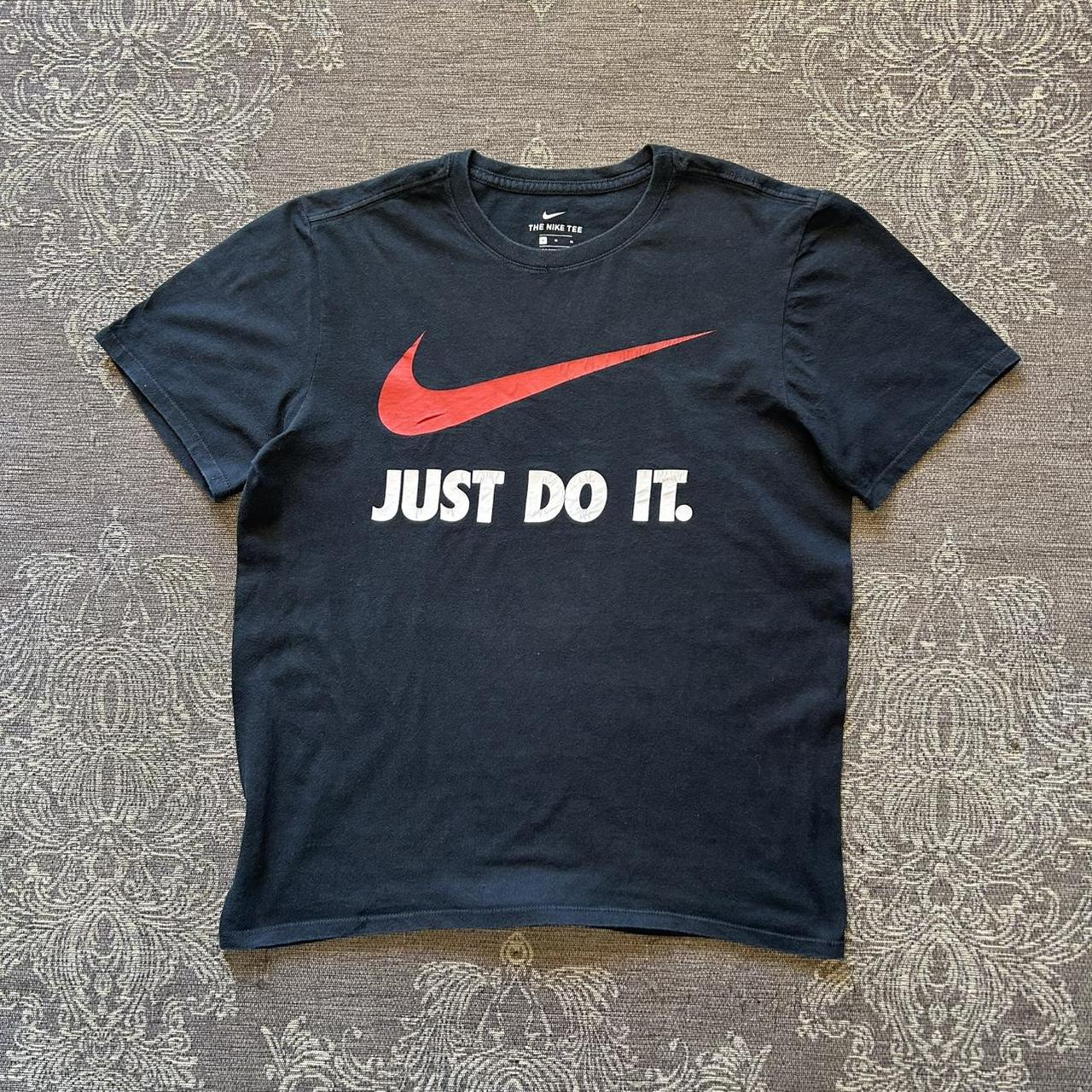 item listed by turntrendz