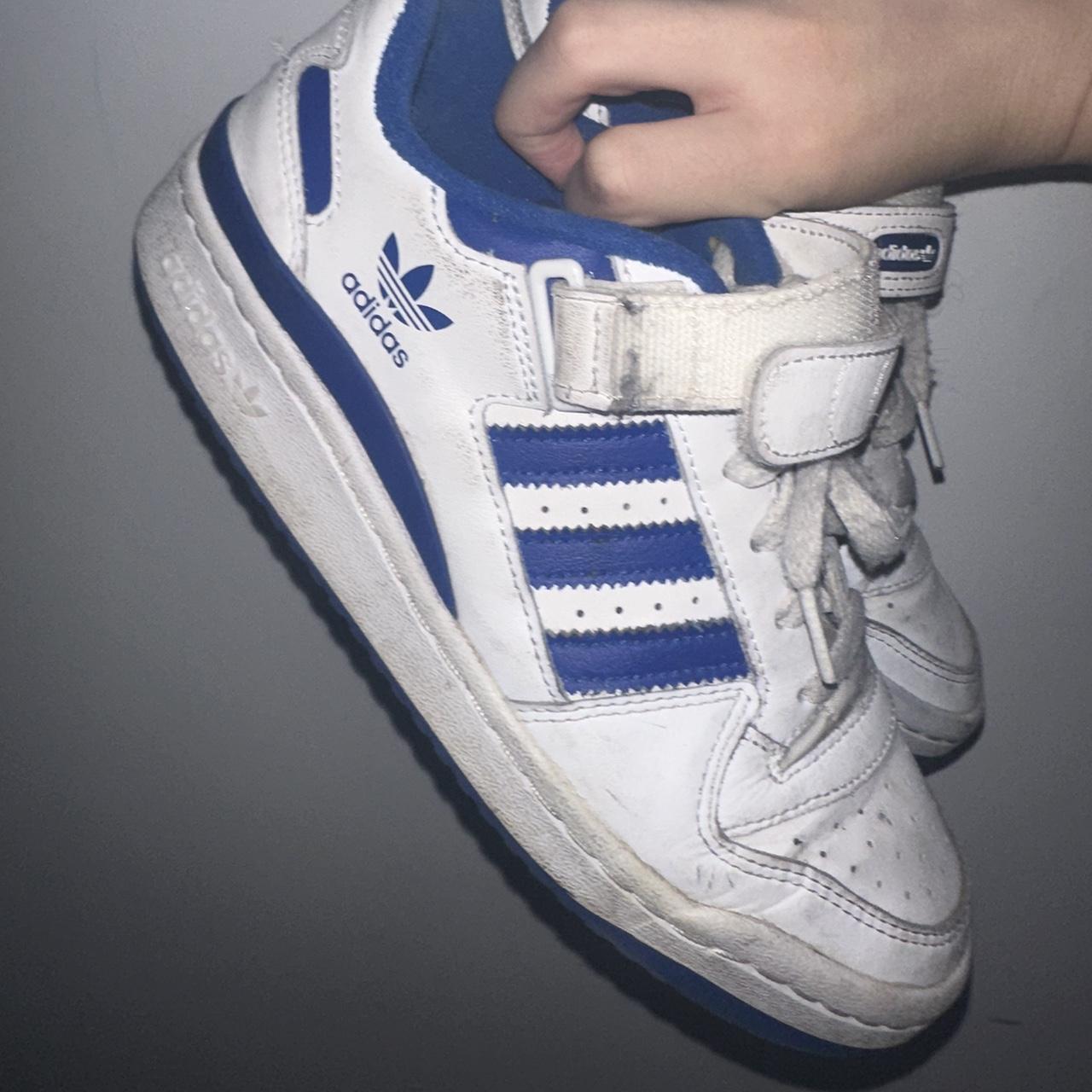 Adidas Women's White and Blue Trainers | Depop