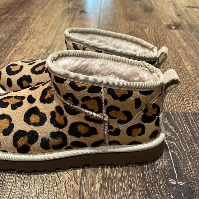 Ugg on sale leopard boots