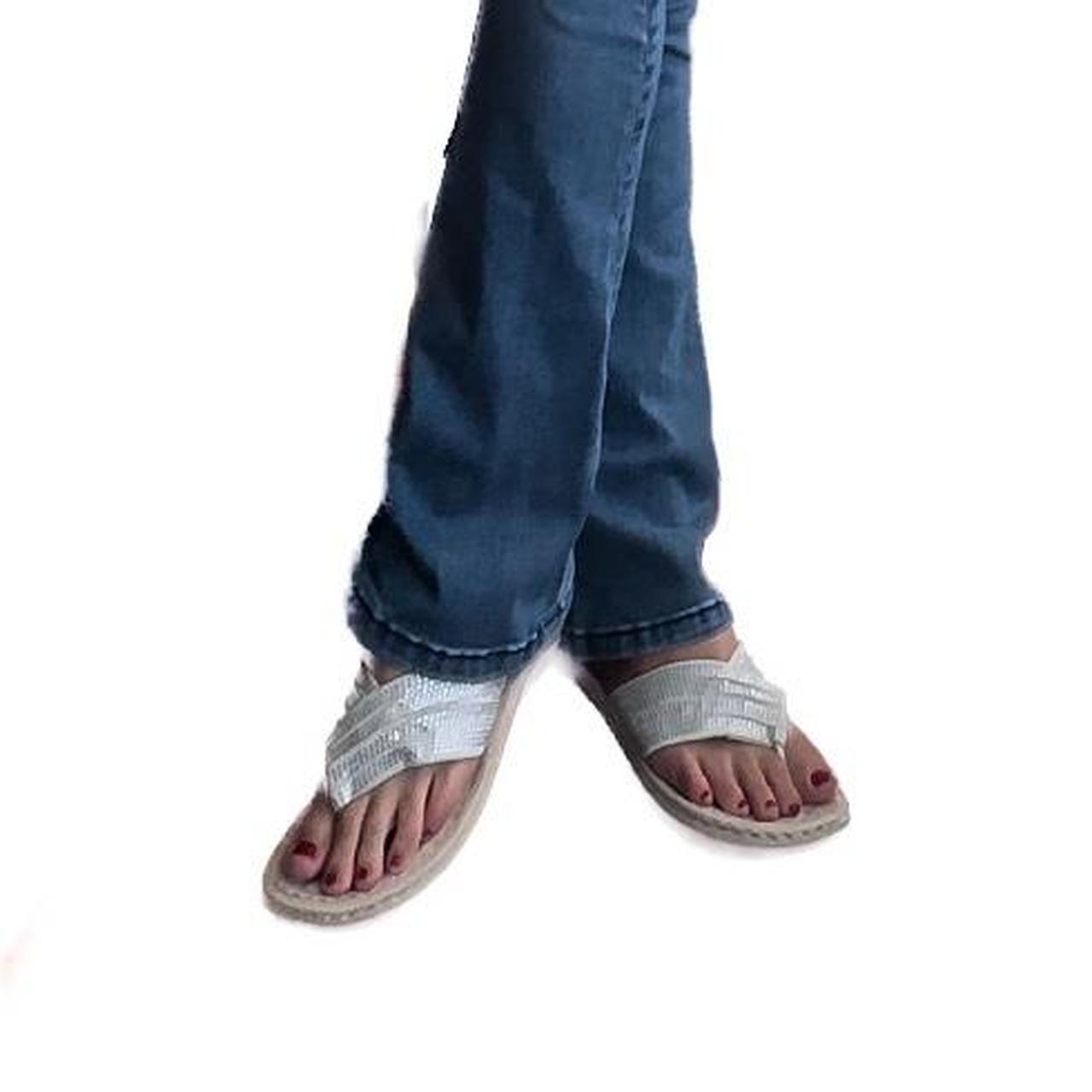 item listed by finefindsco