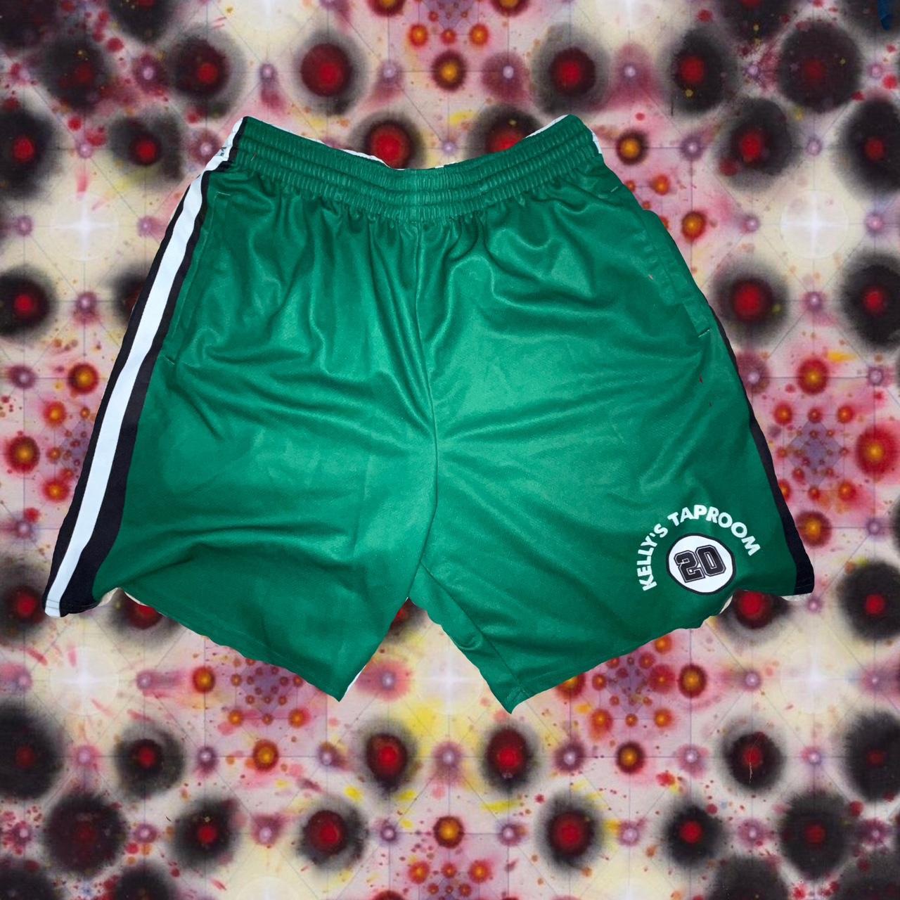 men-s-green-and-black-shorts-depop