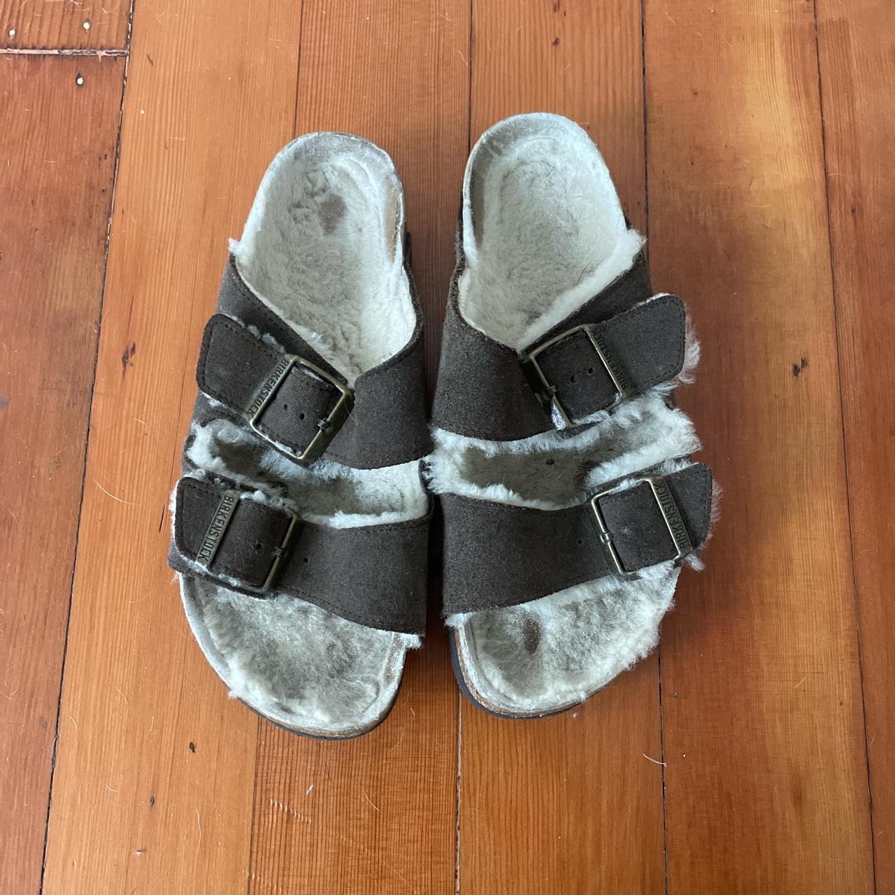 Birkenstock arizona shearling sandal us womens 9/ - Depop