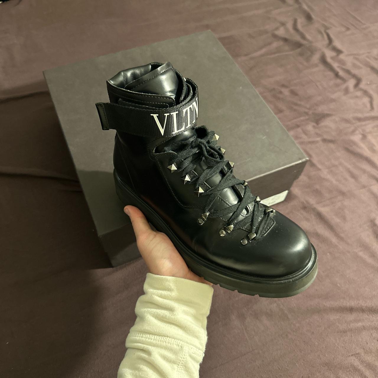 Valentino hotsell vltn boots