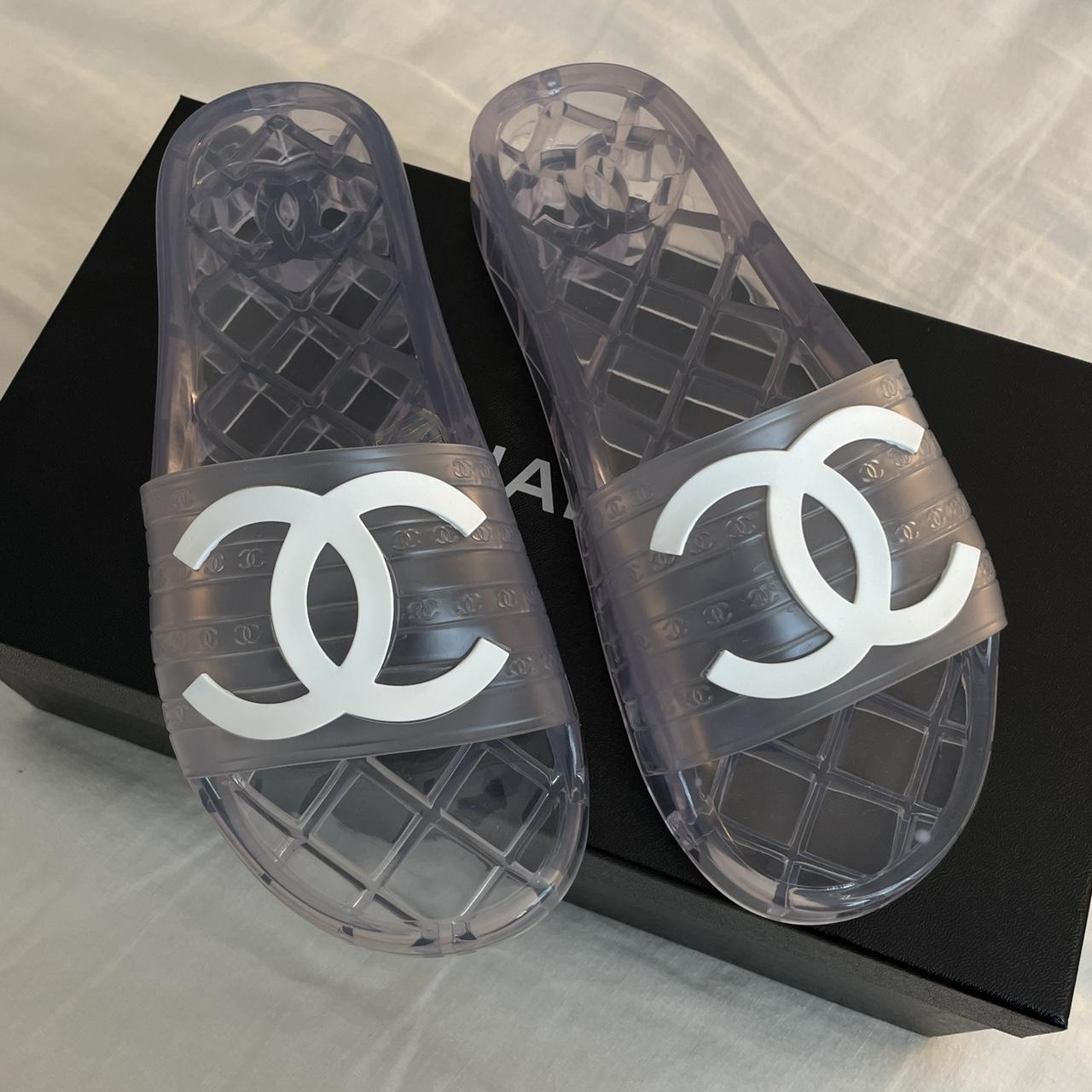 Chanel Clear Jelly Slides in 2023  Chanel jelly sandals, Jelly slides, Chanel  slides