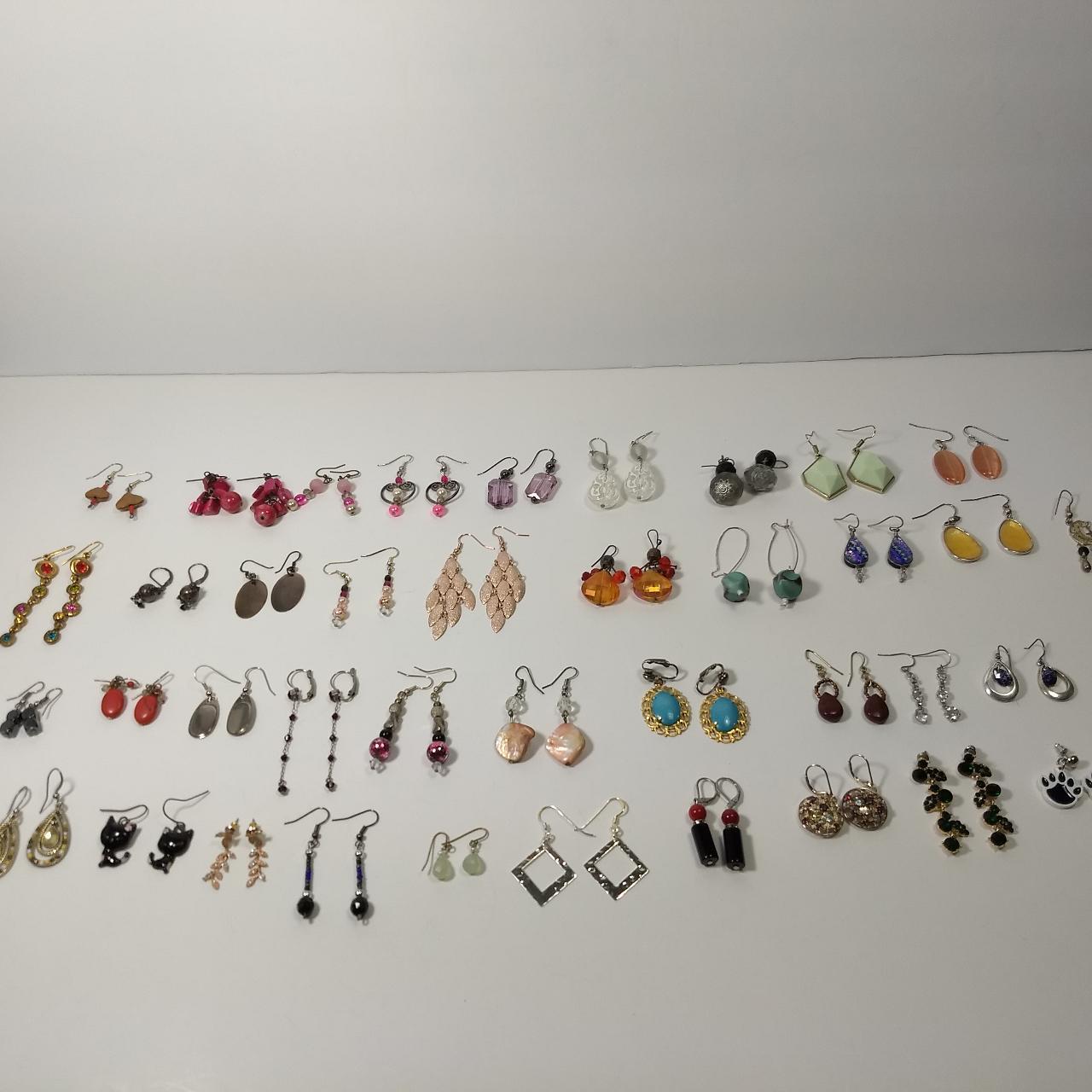 item listed by allthecatsthrift