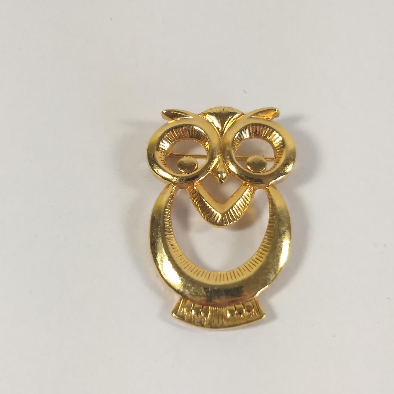 item listed by allthecatsthrift