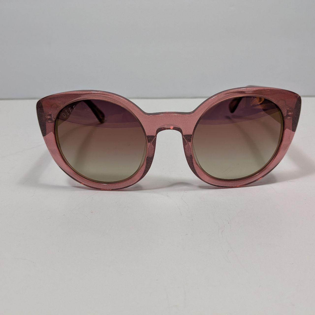 DIFF Women's Cat eye Sunglasses - Pink – Diff Eye… - image 1