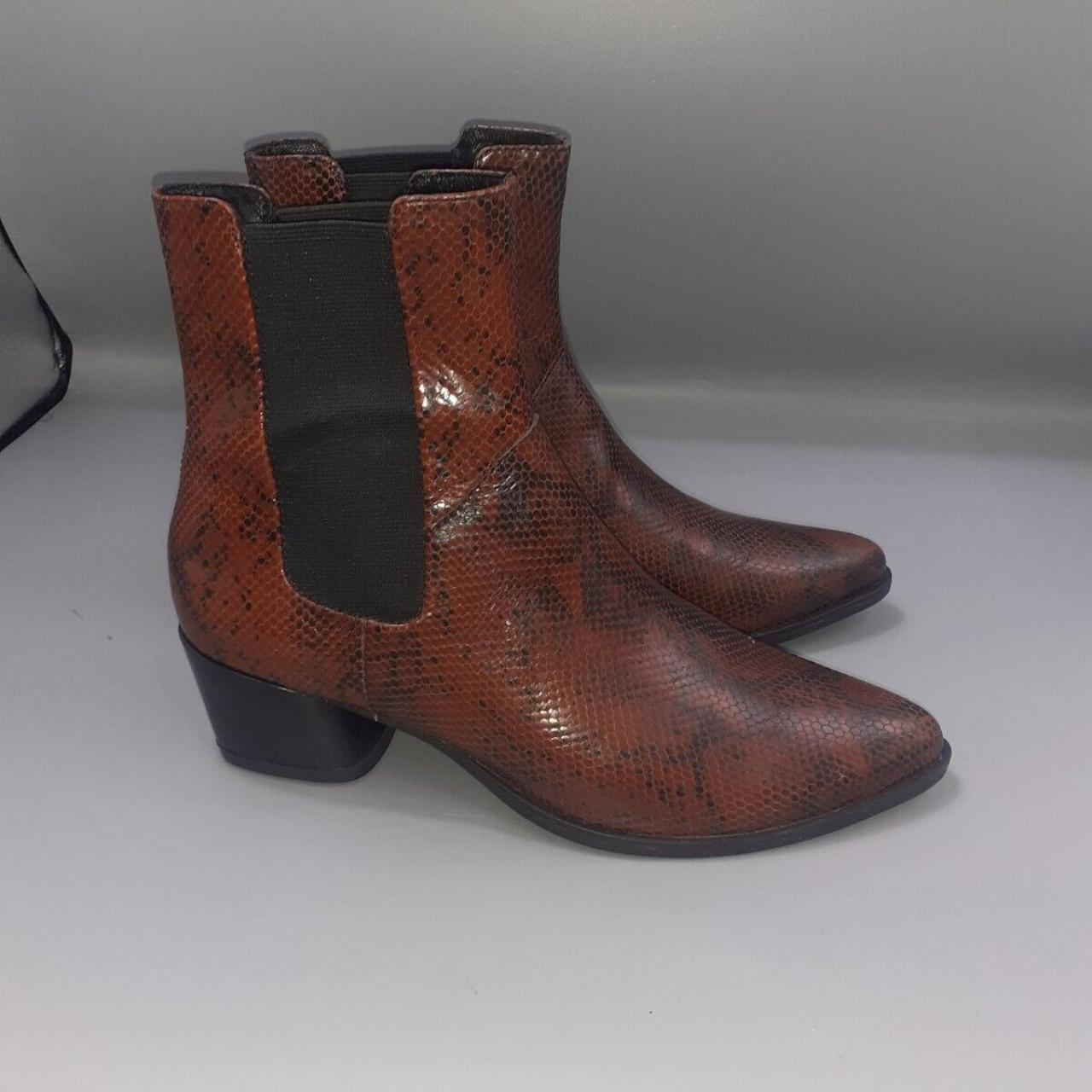 Ladies Size UK 5 EU 38 VAGABOND Boots Stunning... Depop
