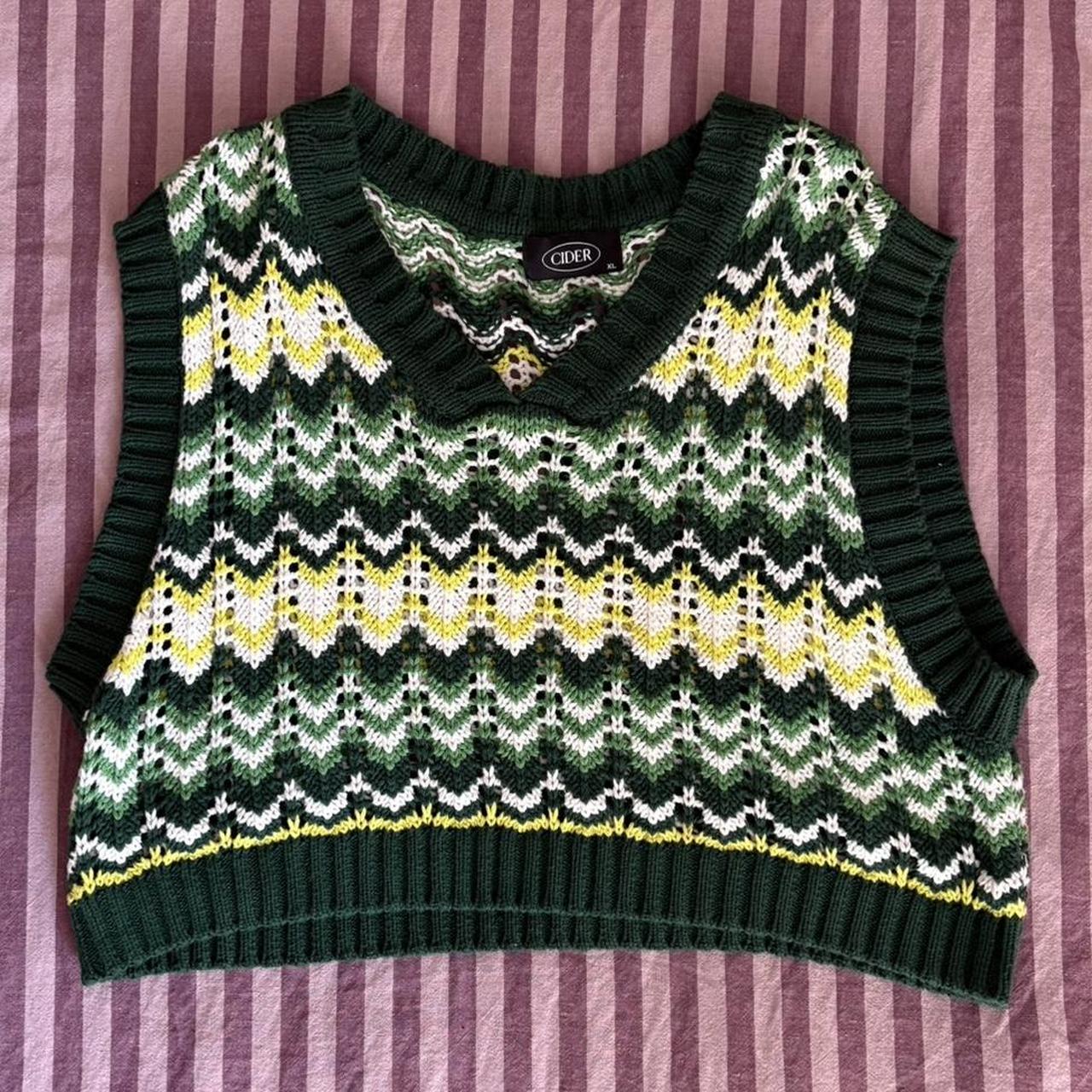 Cider Women's Vest Green/Multi XL – oversized green cropped