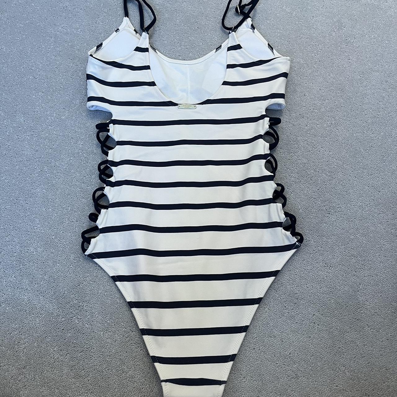 abercrombie one piece swimsuit excellent... Depop