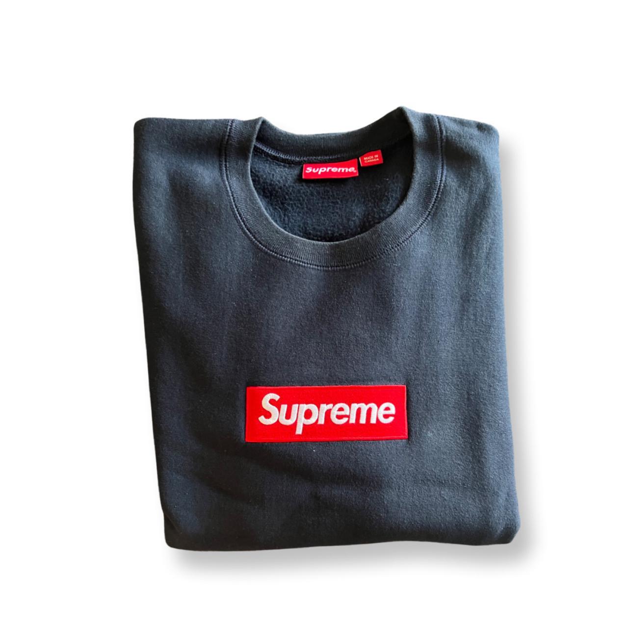 2015 Supreme box logo crewneck (navy), USED but in...