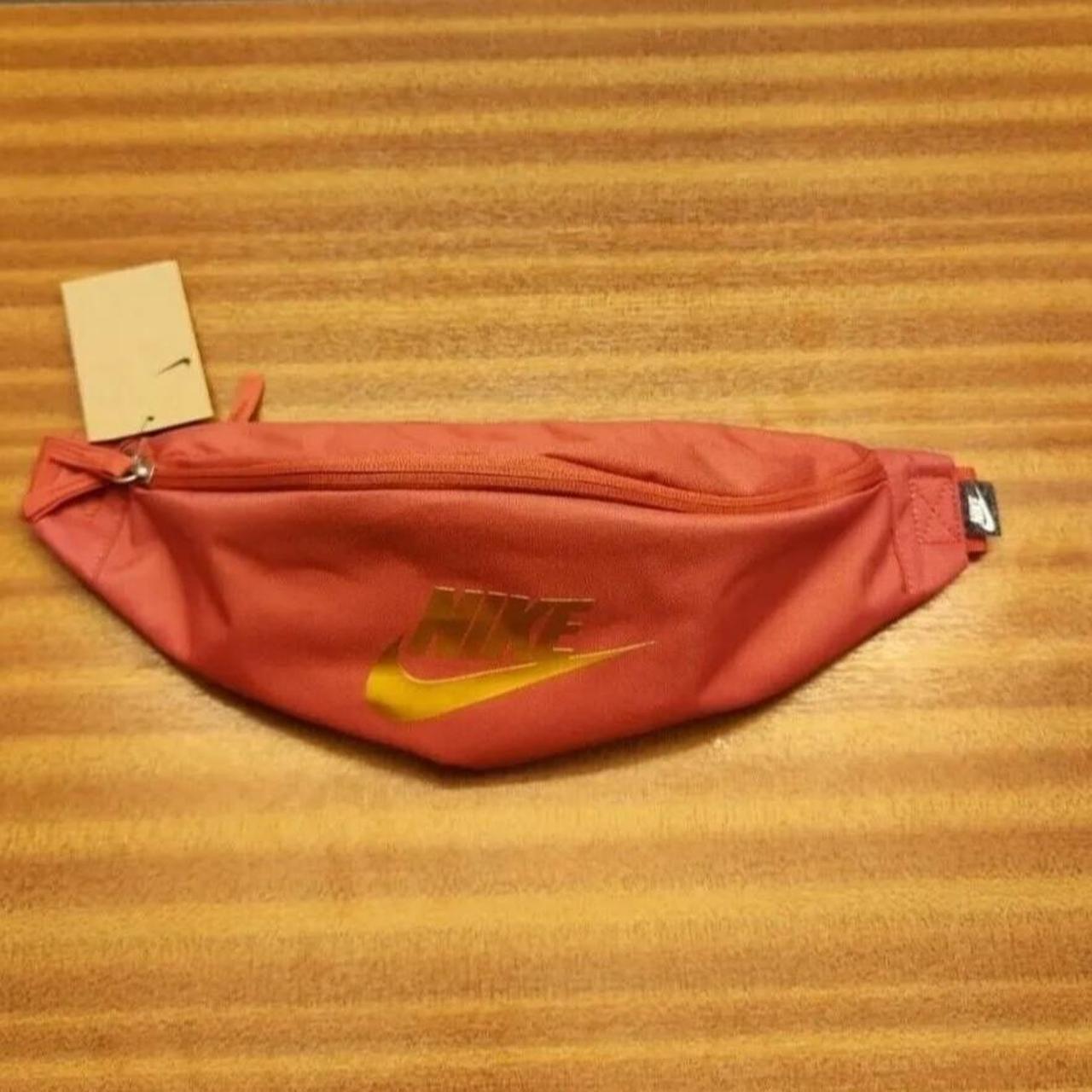 mens nike hip bag
