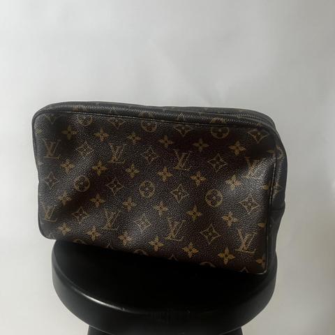 Louis Vuitton makeup bag, in perfect condition. 100% - Depop