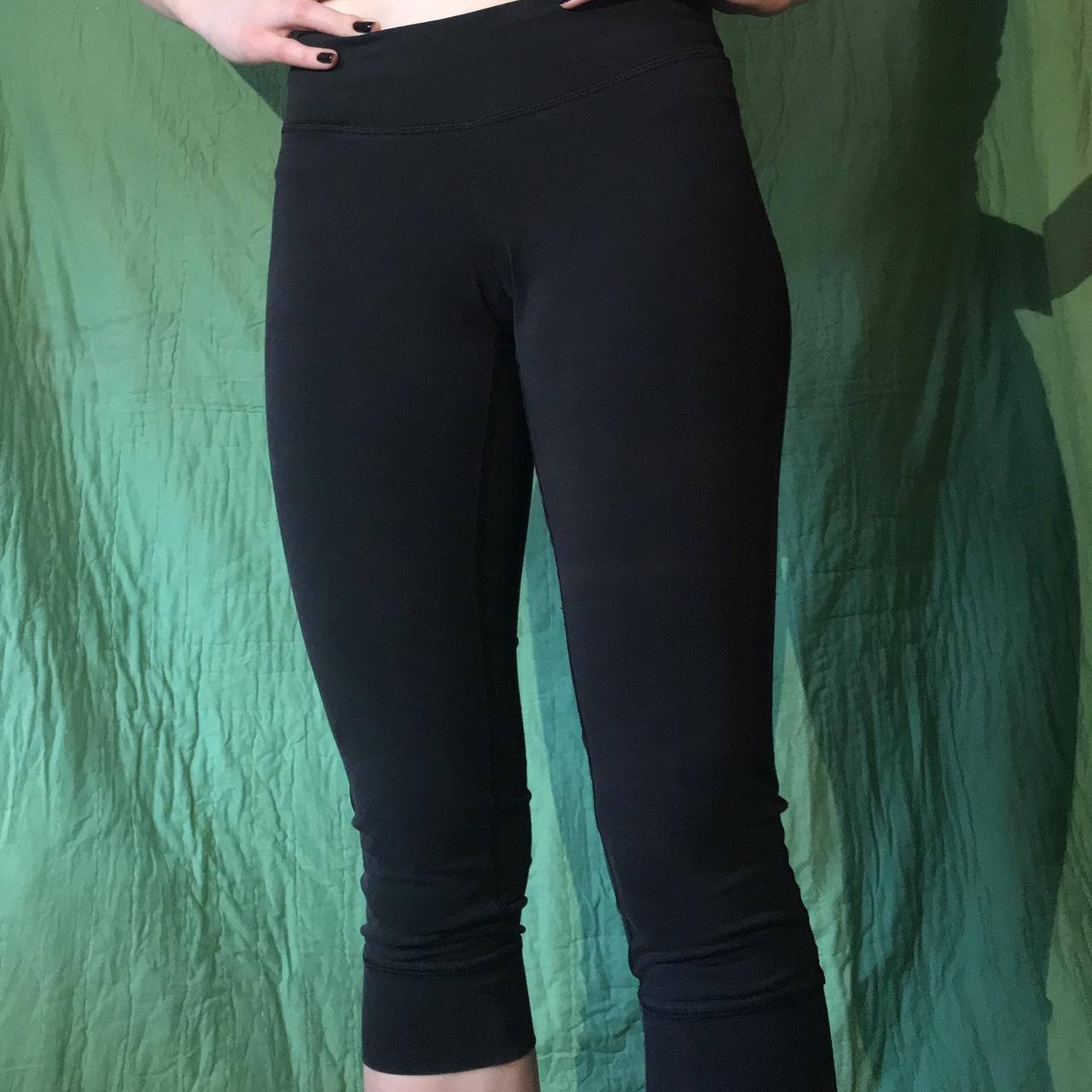Patagonia Women's Black Leggings Depop