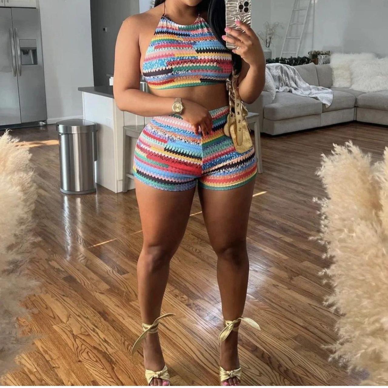 Camel toe” pants little to no stretch | Depop