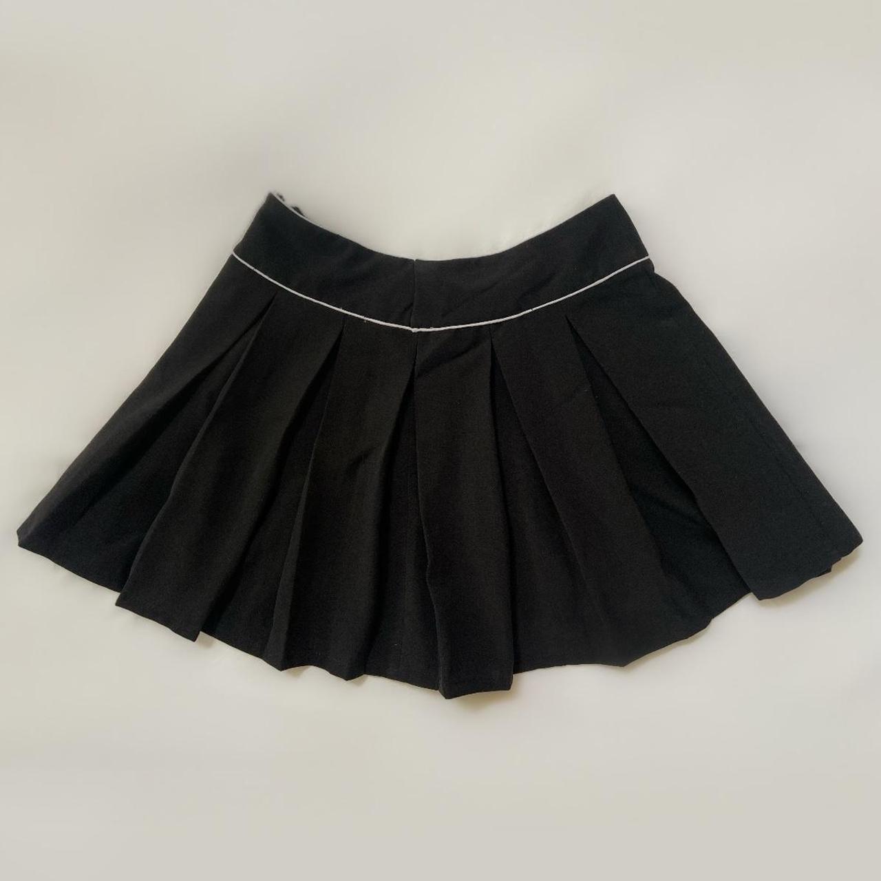 Black pleated outlet mini skirt vintage