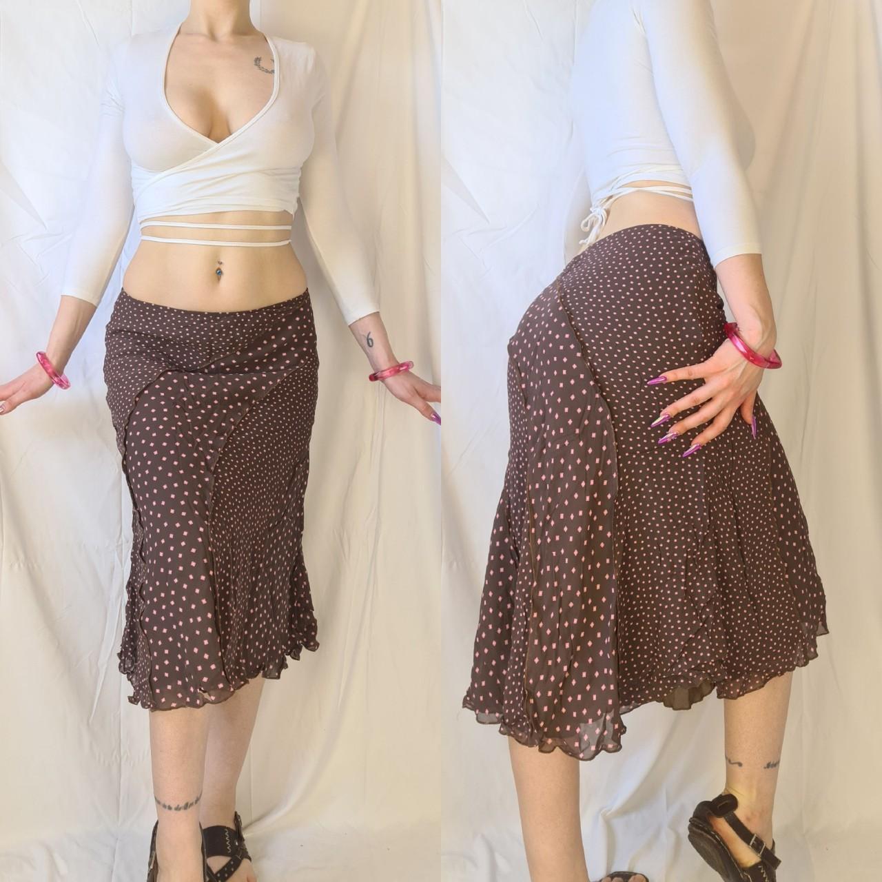 Y2k midi skirt Measurements laid flat- waist... - Depop