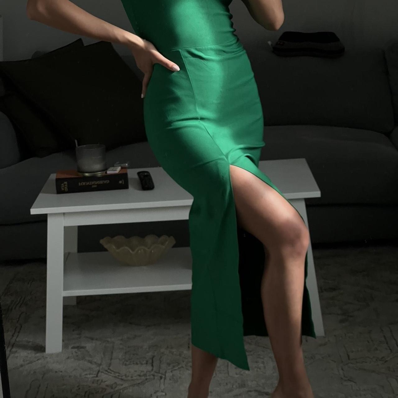 Vesper Women's Green Dress Depop