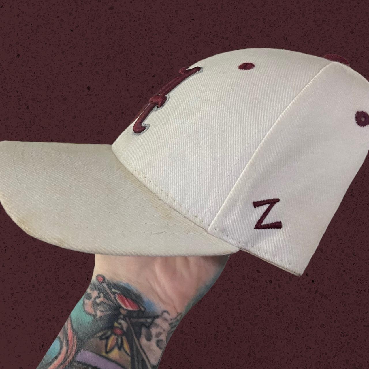 Zephyr Men's White and Burgundy Hat Depop