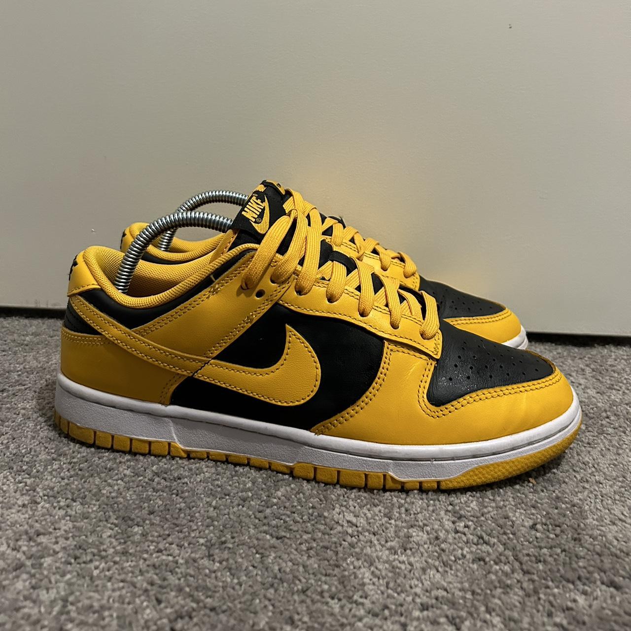 Nike Dunks Golden Rod Used - Good condition Us8 - Depop