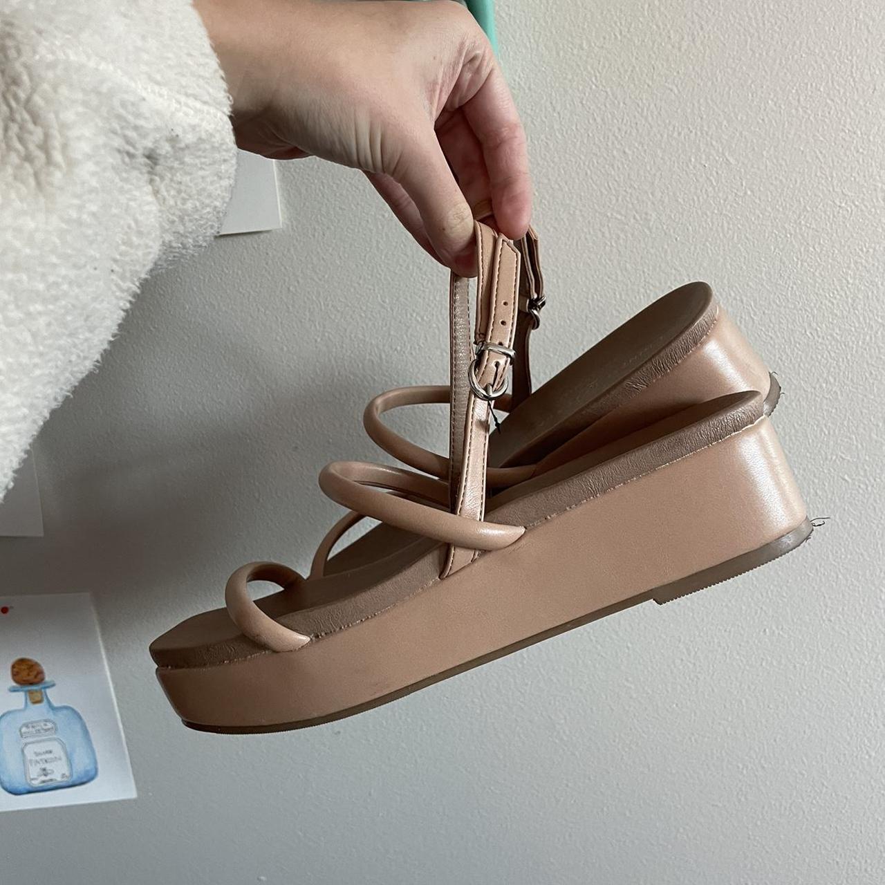 chinese laundry teaser platform sandal
