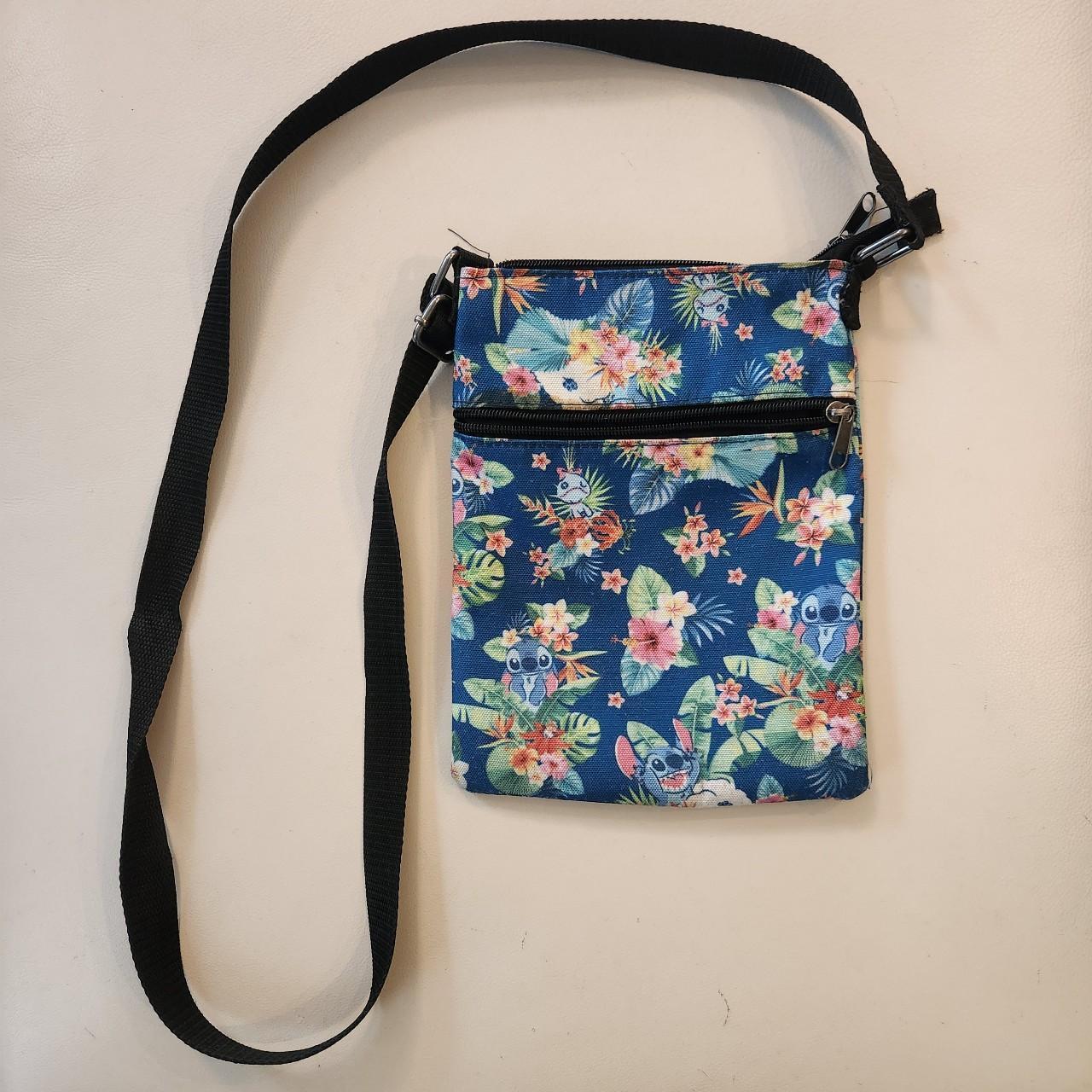 Disney Loungefly Stitch Crossbody Bag/Purse! Has - Depop