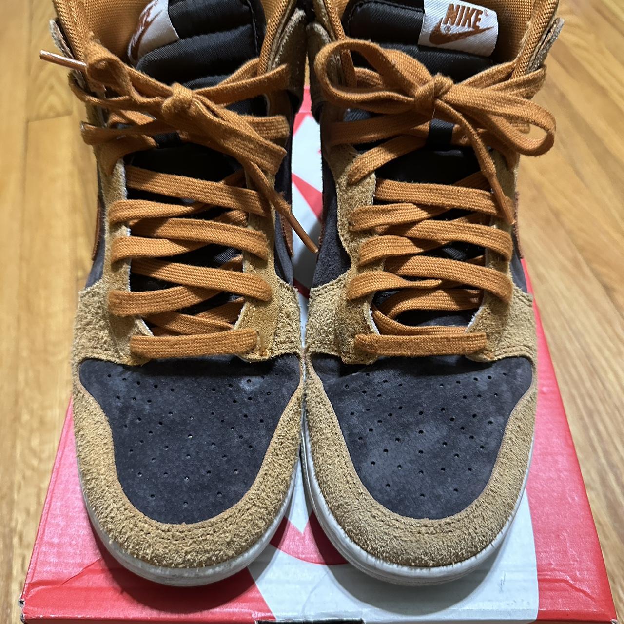 dunk high dark curry on feet