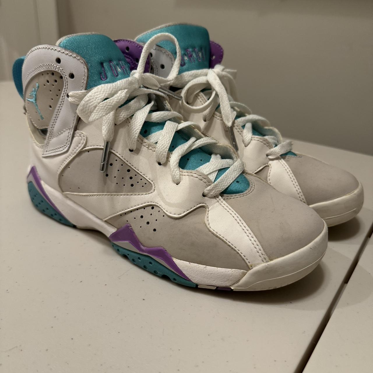 2011 Air Jordan Retro GS 'Neutral Depop