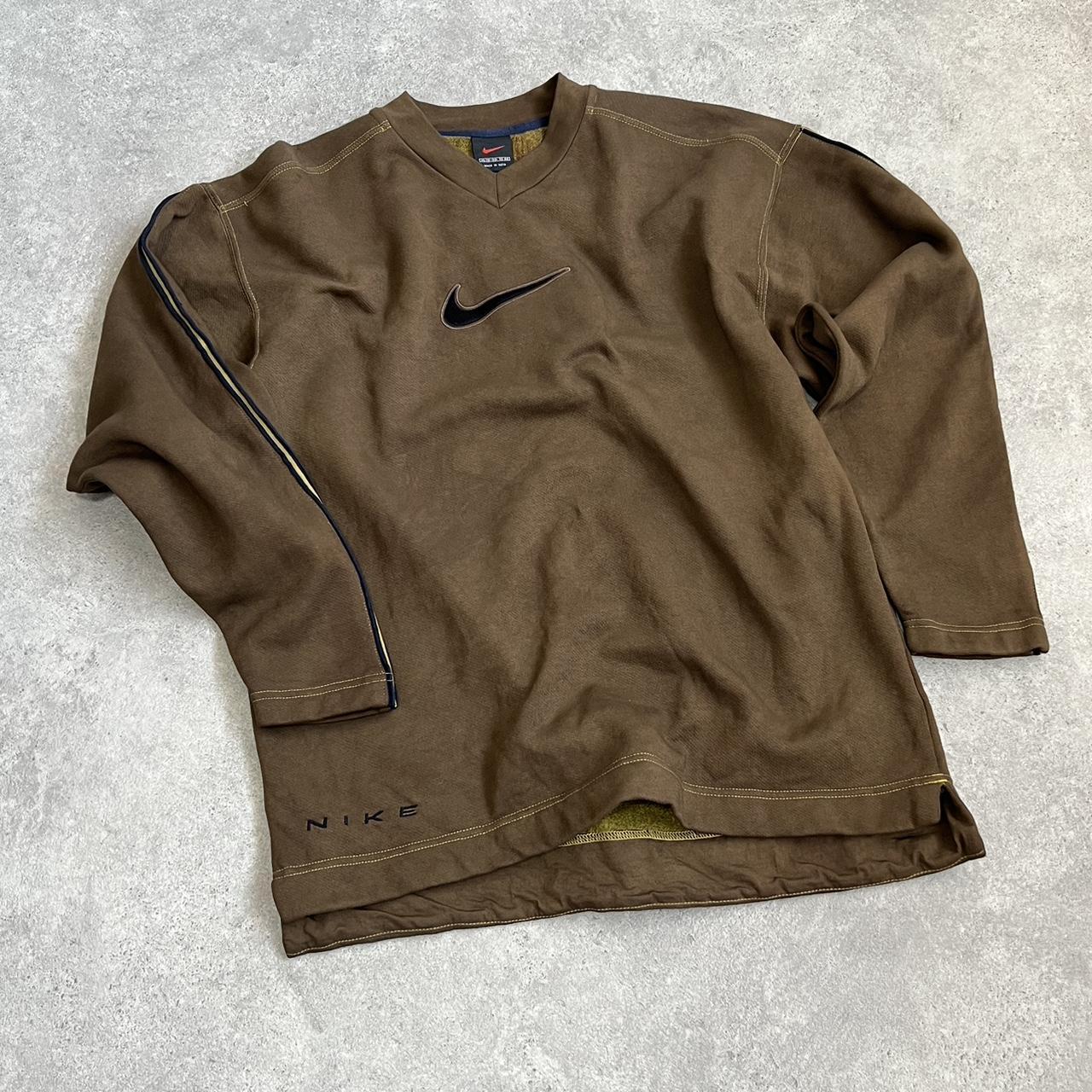 chocolate brown nike sweatshirt