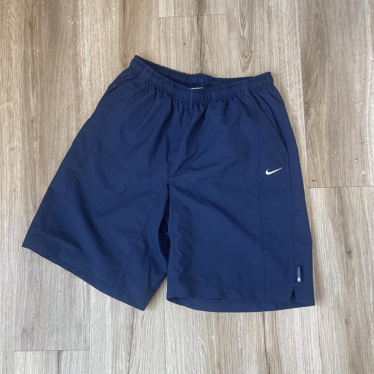 item listed by daisygiltrow_