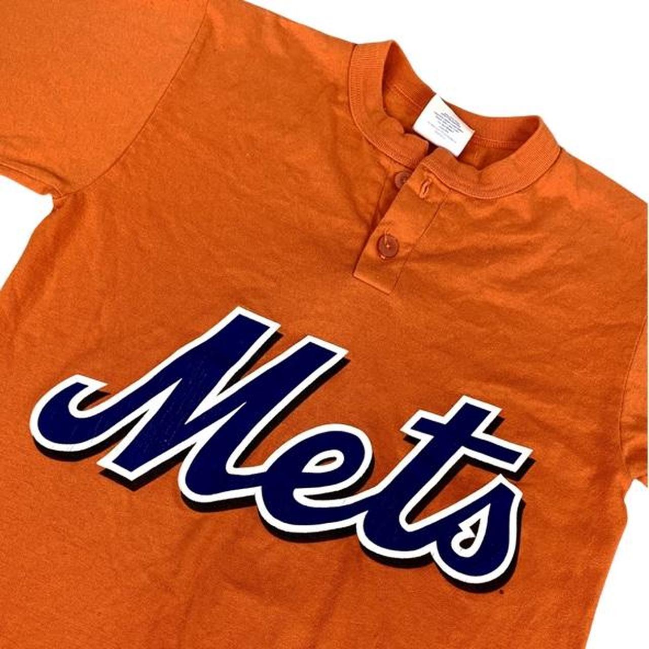 Vintage New York Mets Women's Majestic V Neck Tee - Depop