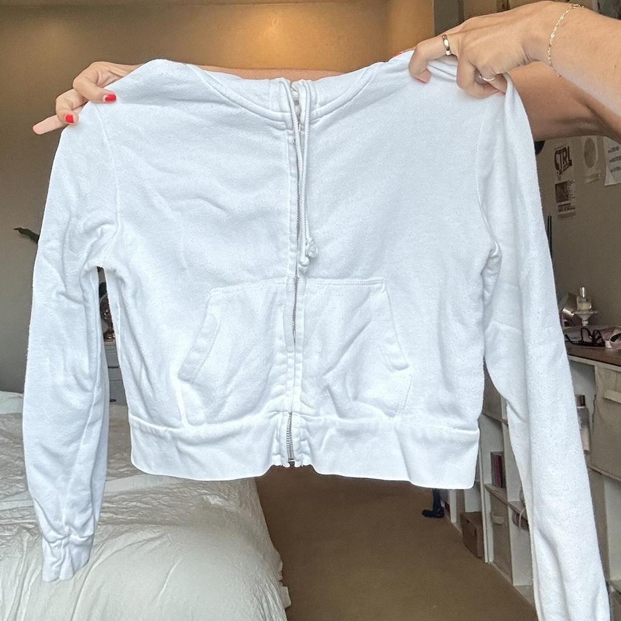 Brandy melville discount cropped white hoodie