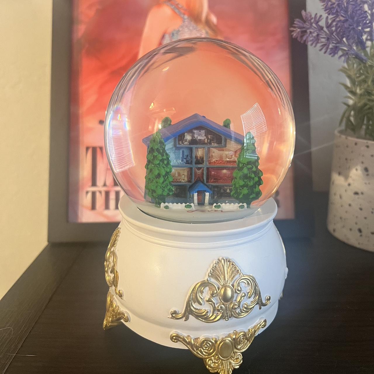 Taylor Swift Lover Snowglobe Has No Snow Depop