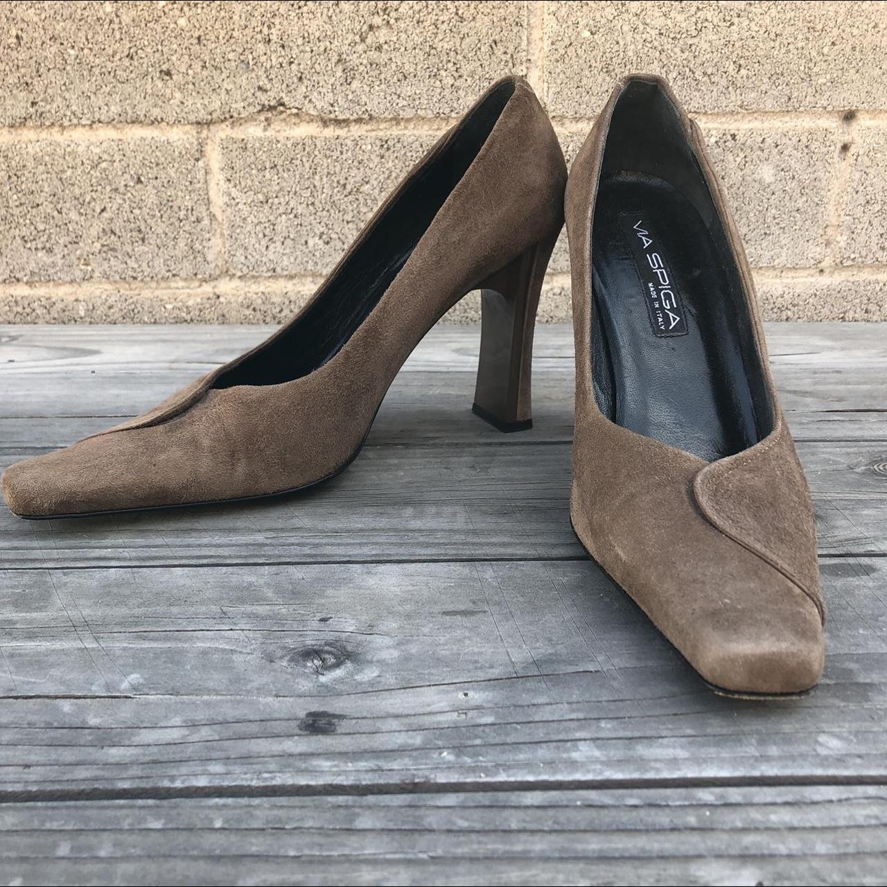 Via spiga 2025 suede pumps