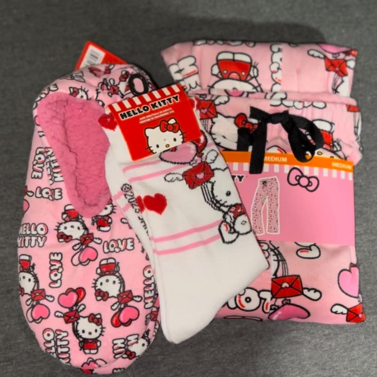 Sanrio Women's Pink Pajamas | Depop