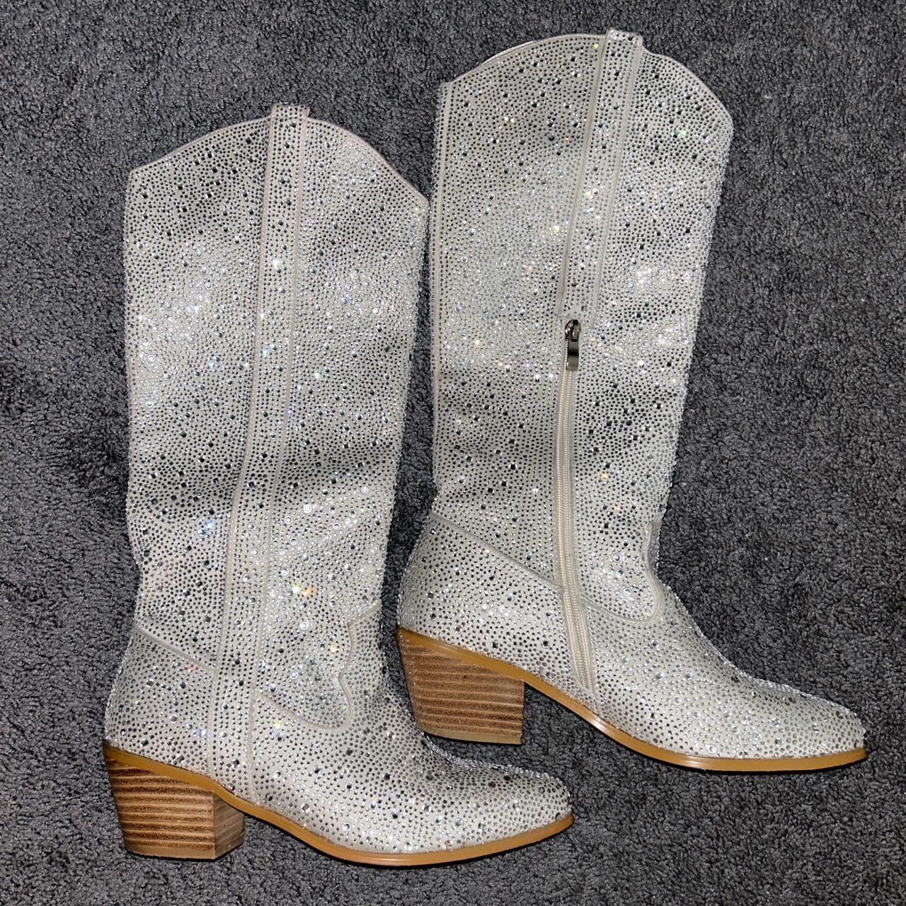 silver sparkly cowgirl boots