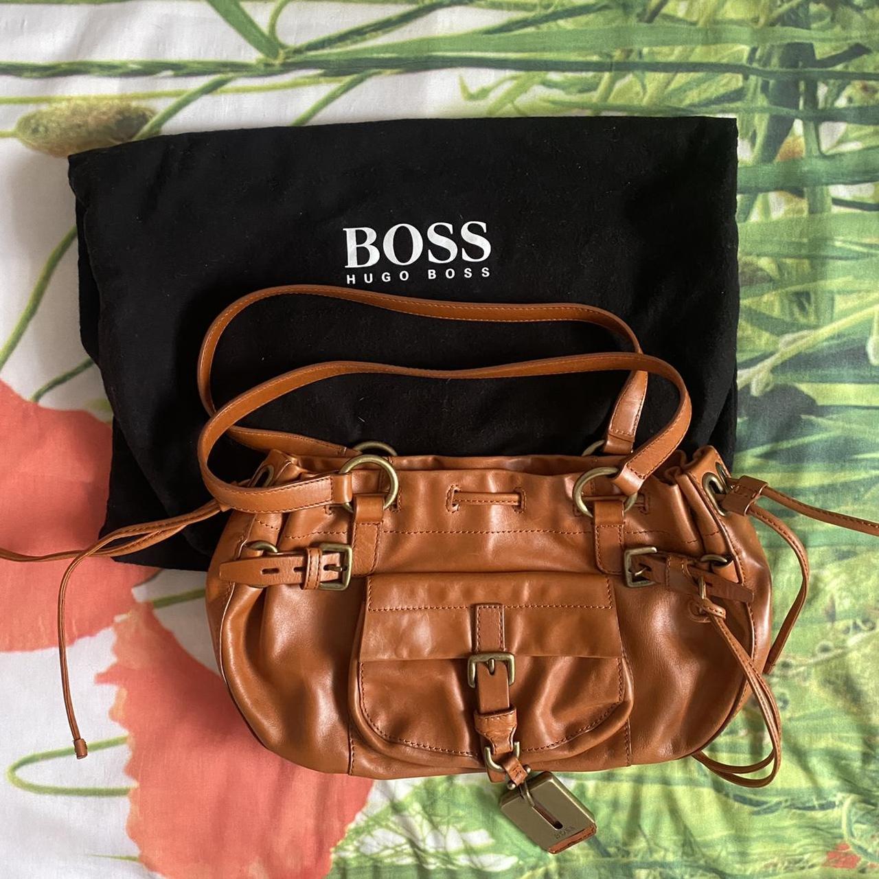 Hugo Boss Genuine Leather Shoulder Bag🧡,