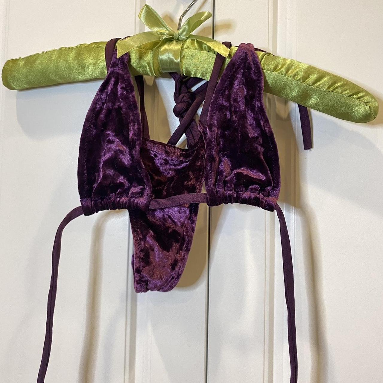 item listed by myvintagethrifts