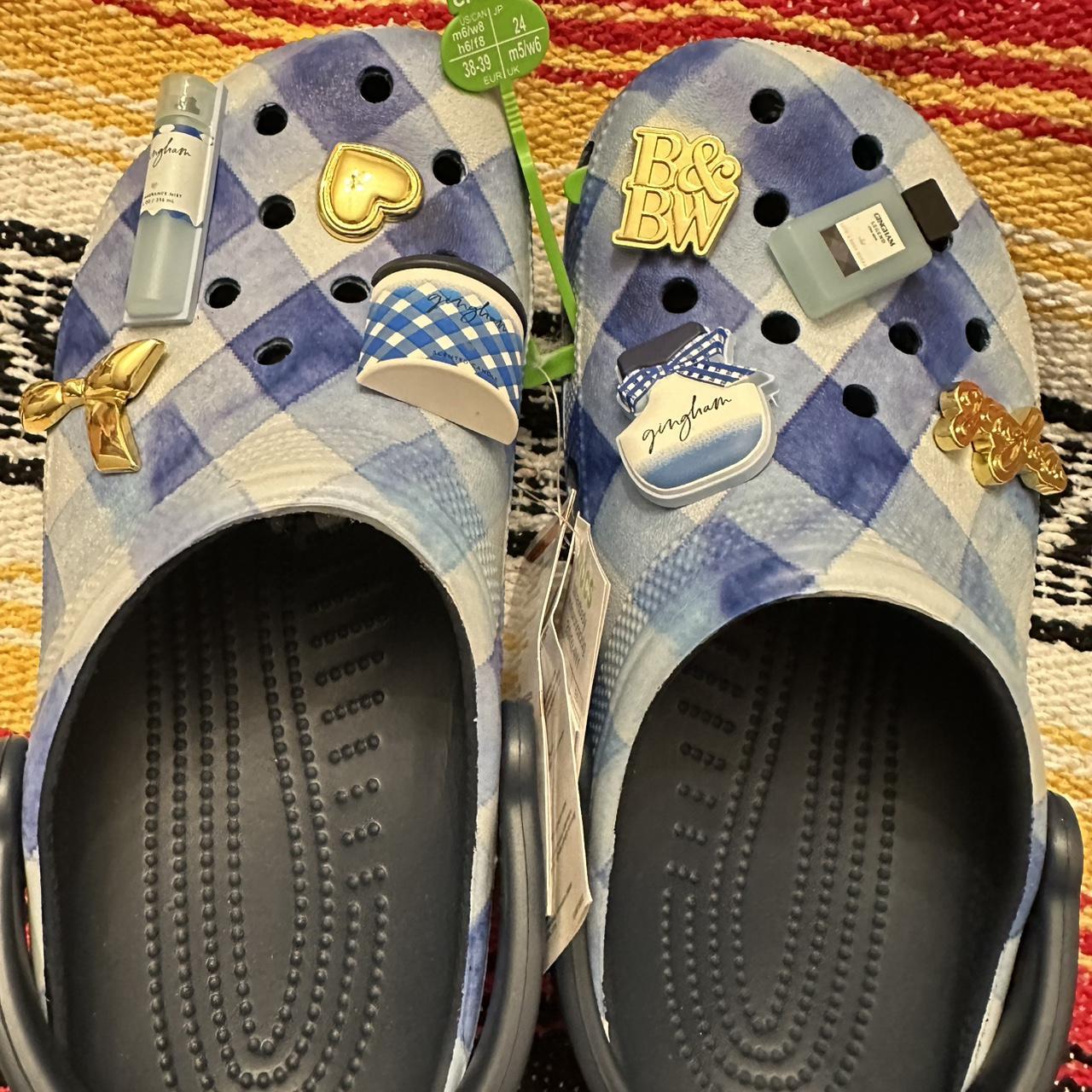 Crocs size 8W 6M deals