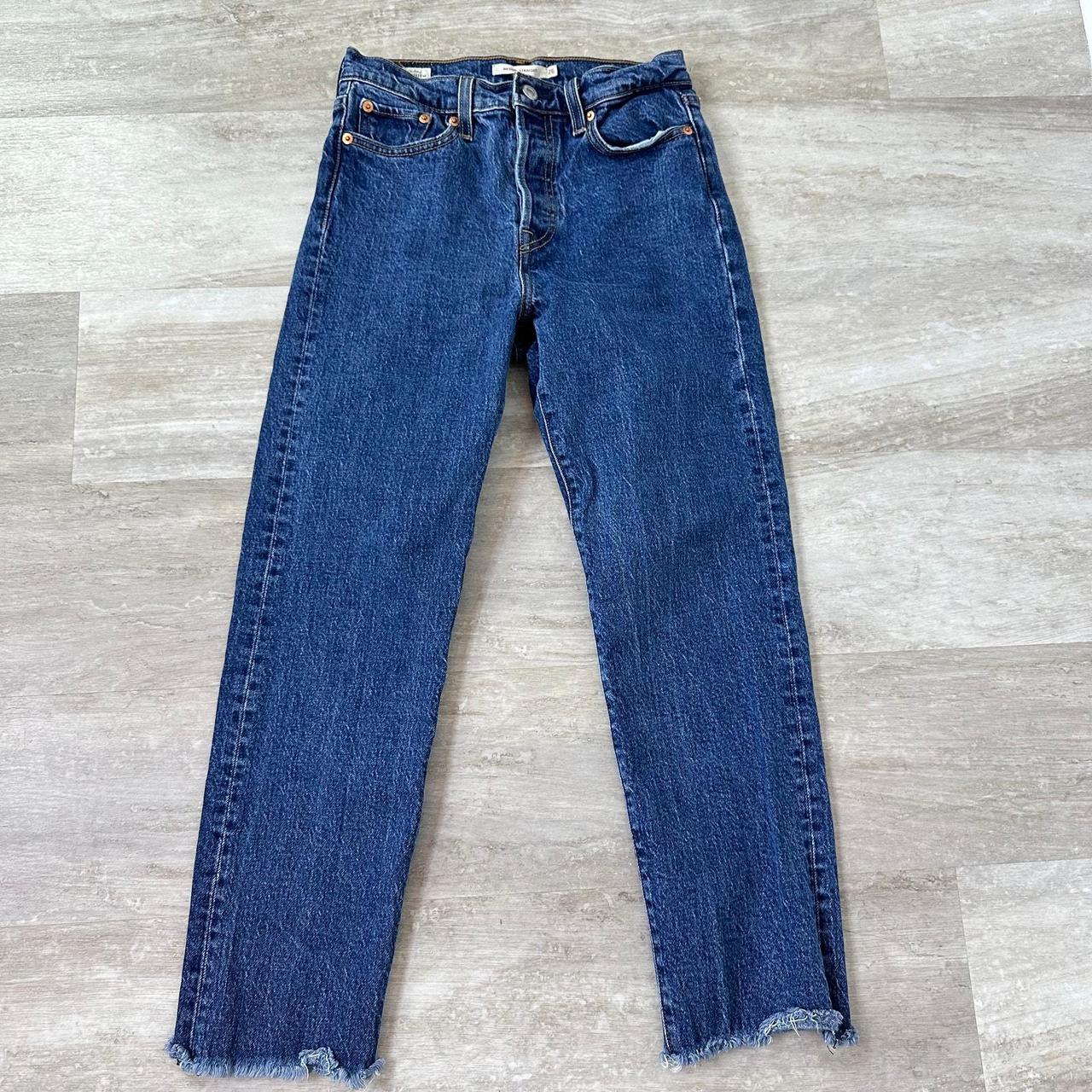 Levis Wedgie Straight Button Fly Jeans Raw Hem Size selling 26