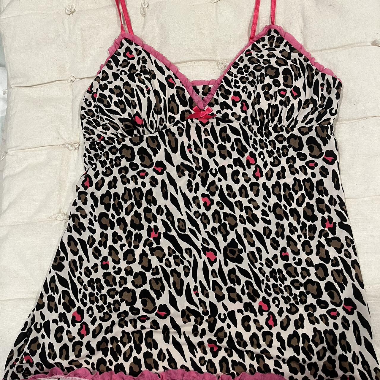 Y2K LEOPARD PRINT TANK W HOT PINK DETAILS super... - Depop