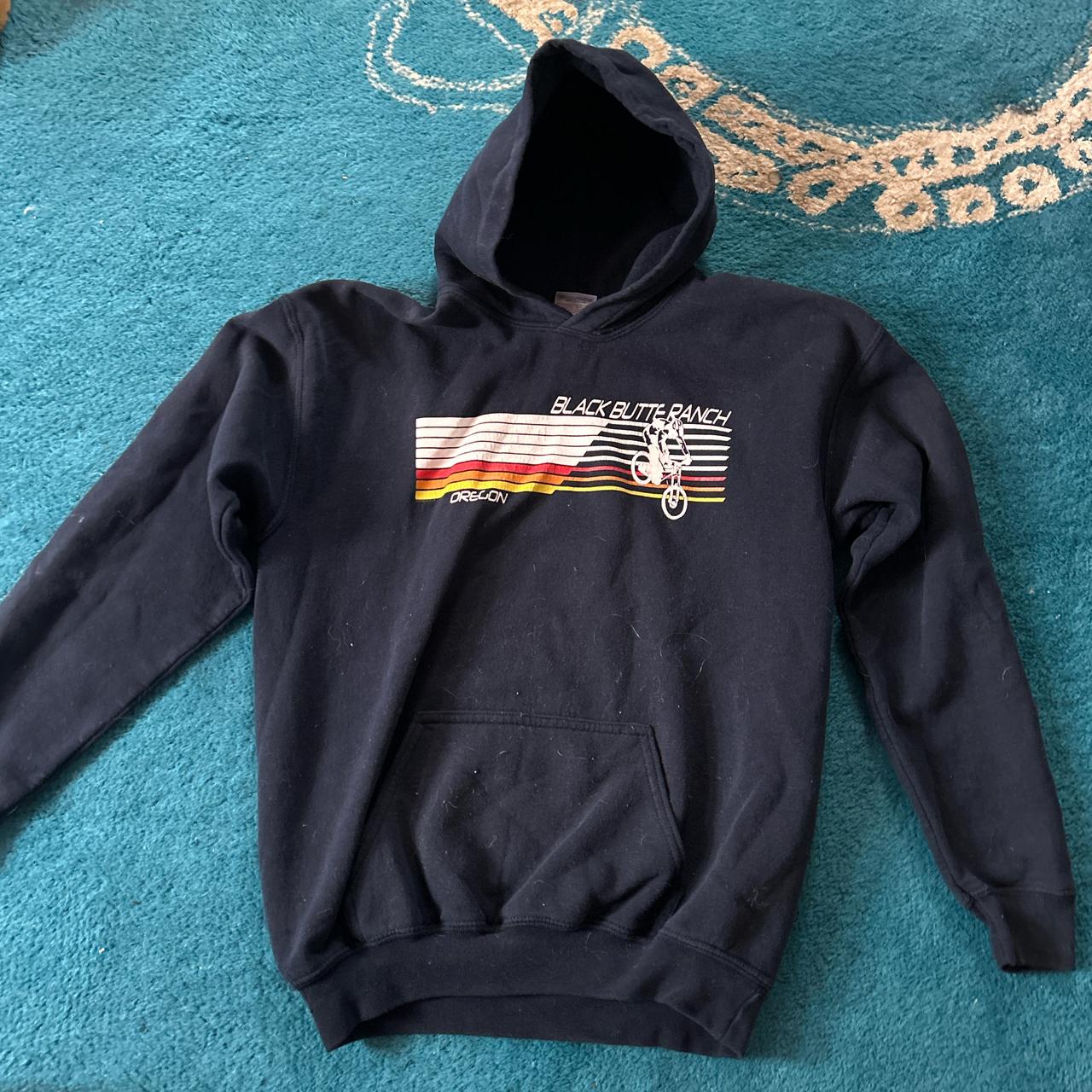item listed by rosieandvivi