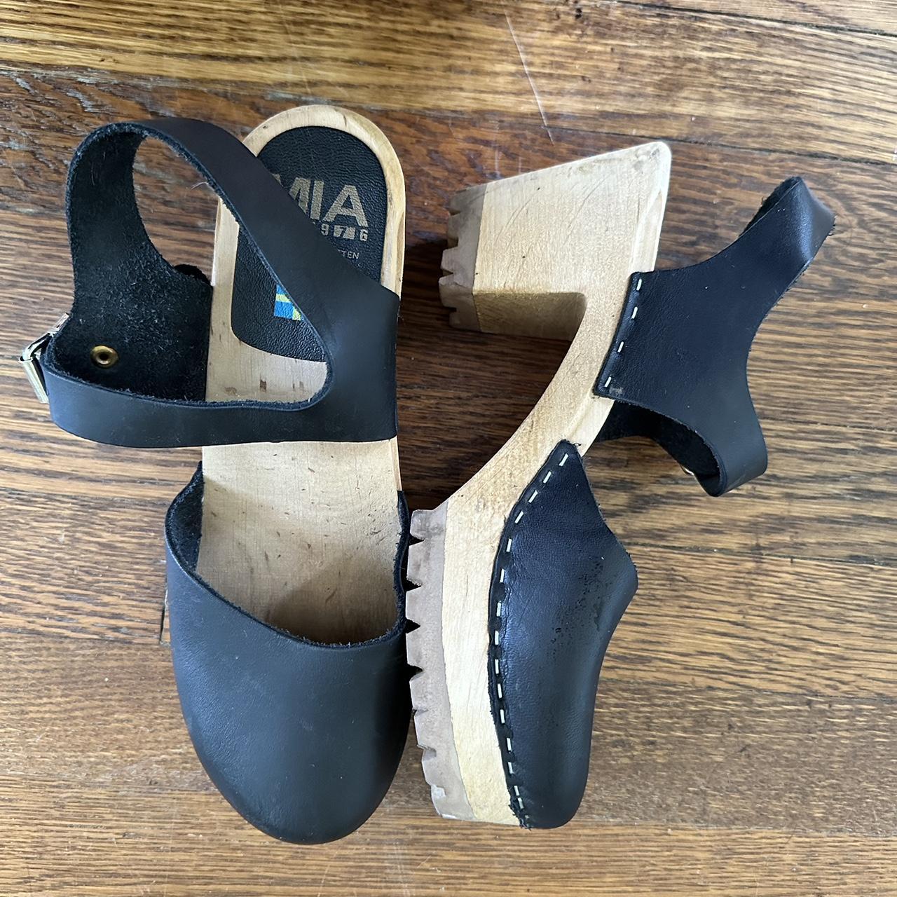 mia leather clogs