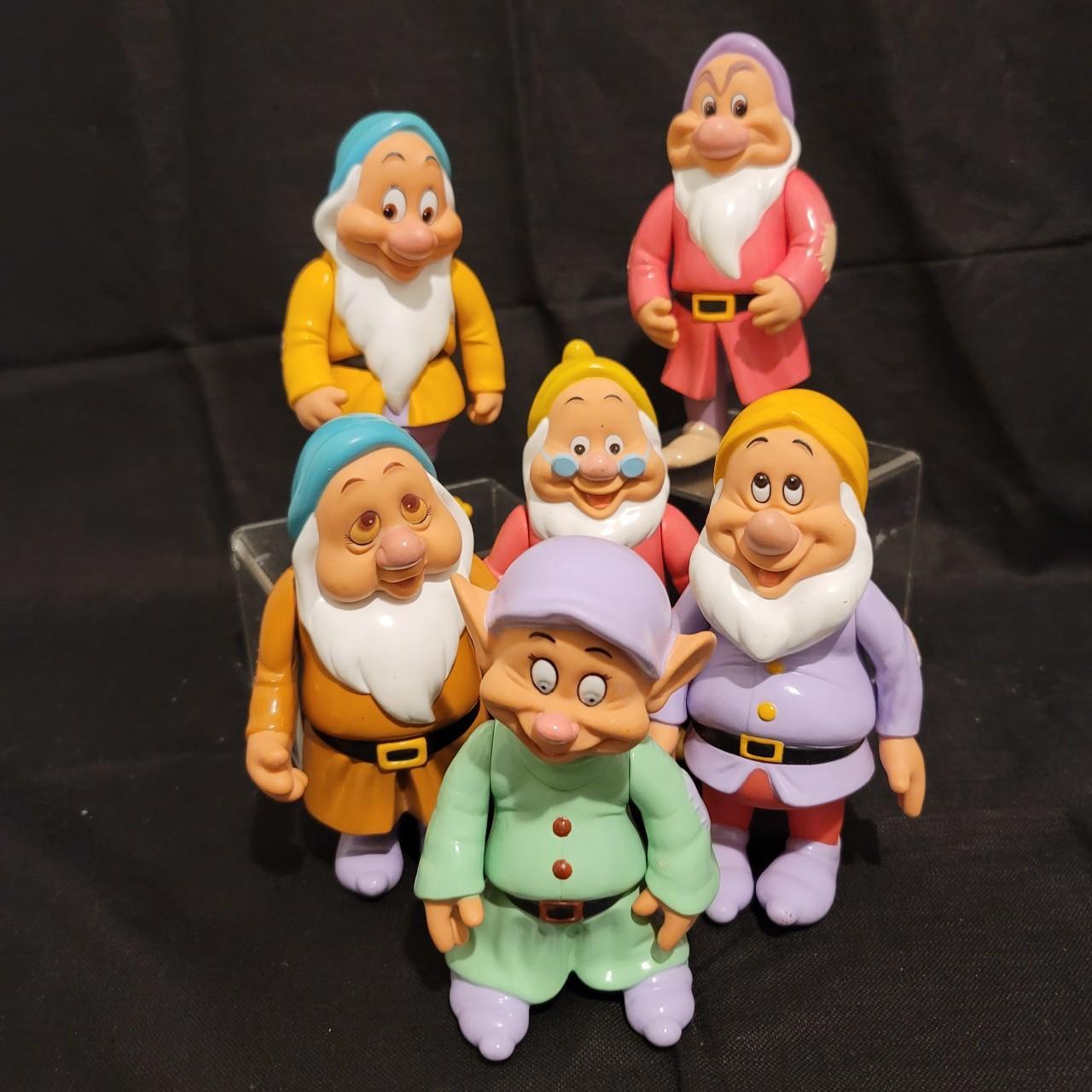 Vintage Disney Snow White 7 Dwarfs Rubber Figure 5 Depop 