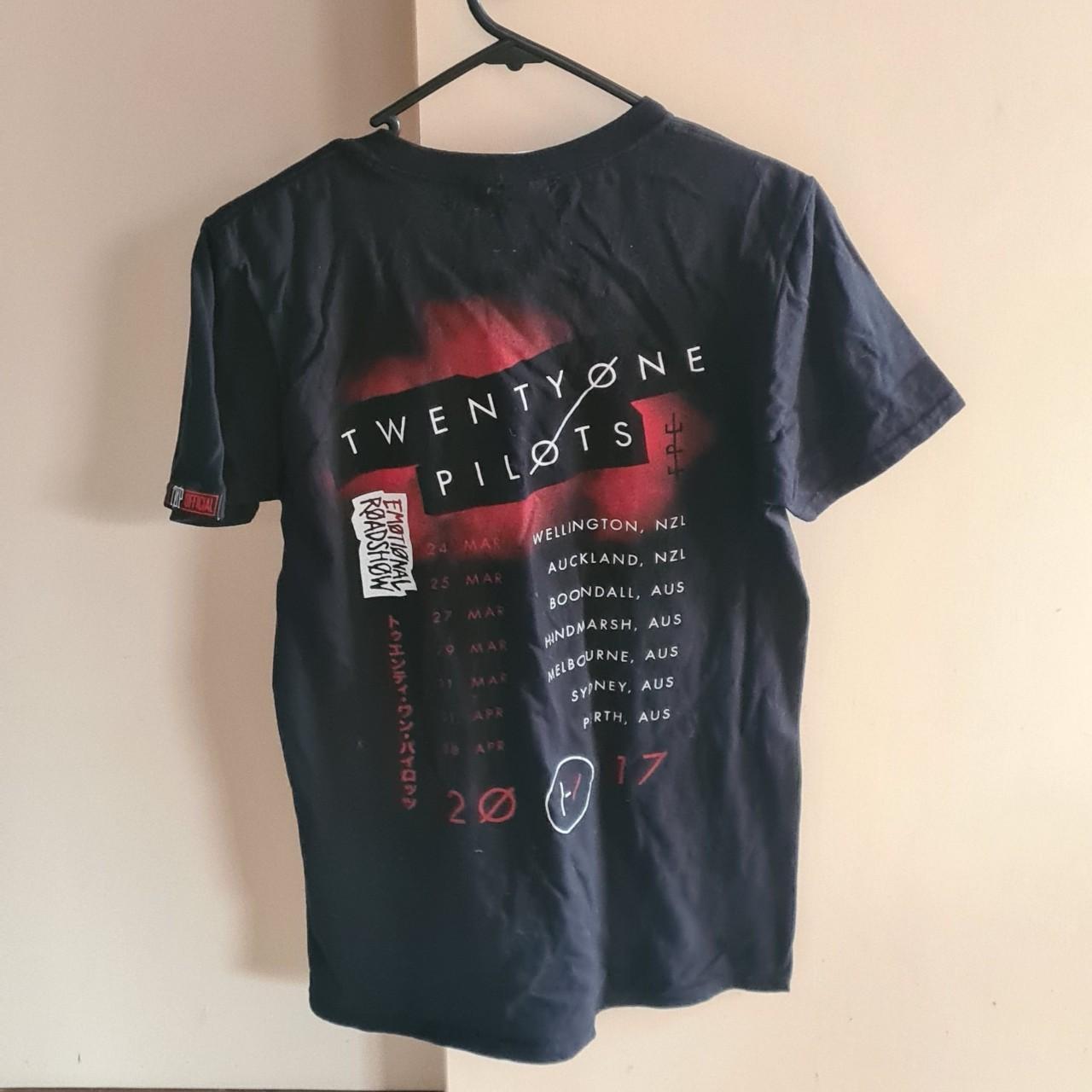 Twenty One Pilots Emotional Roadshow 2017 Tour Shirt Depop