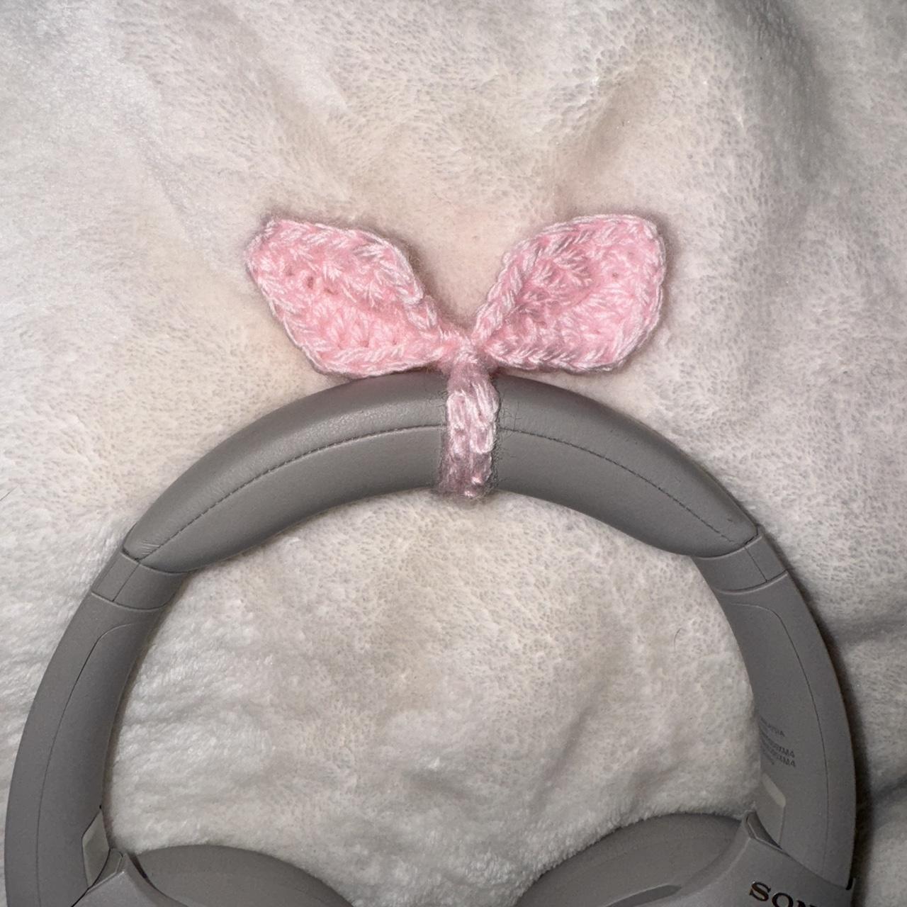 Crochet Leaf Sprout for Headphones Handmade Color: Depop